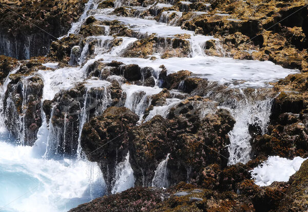 Water and Rocks – Aruba - DileVale